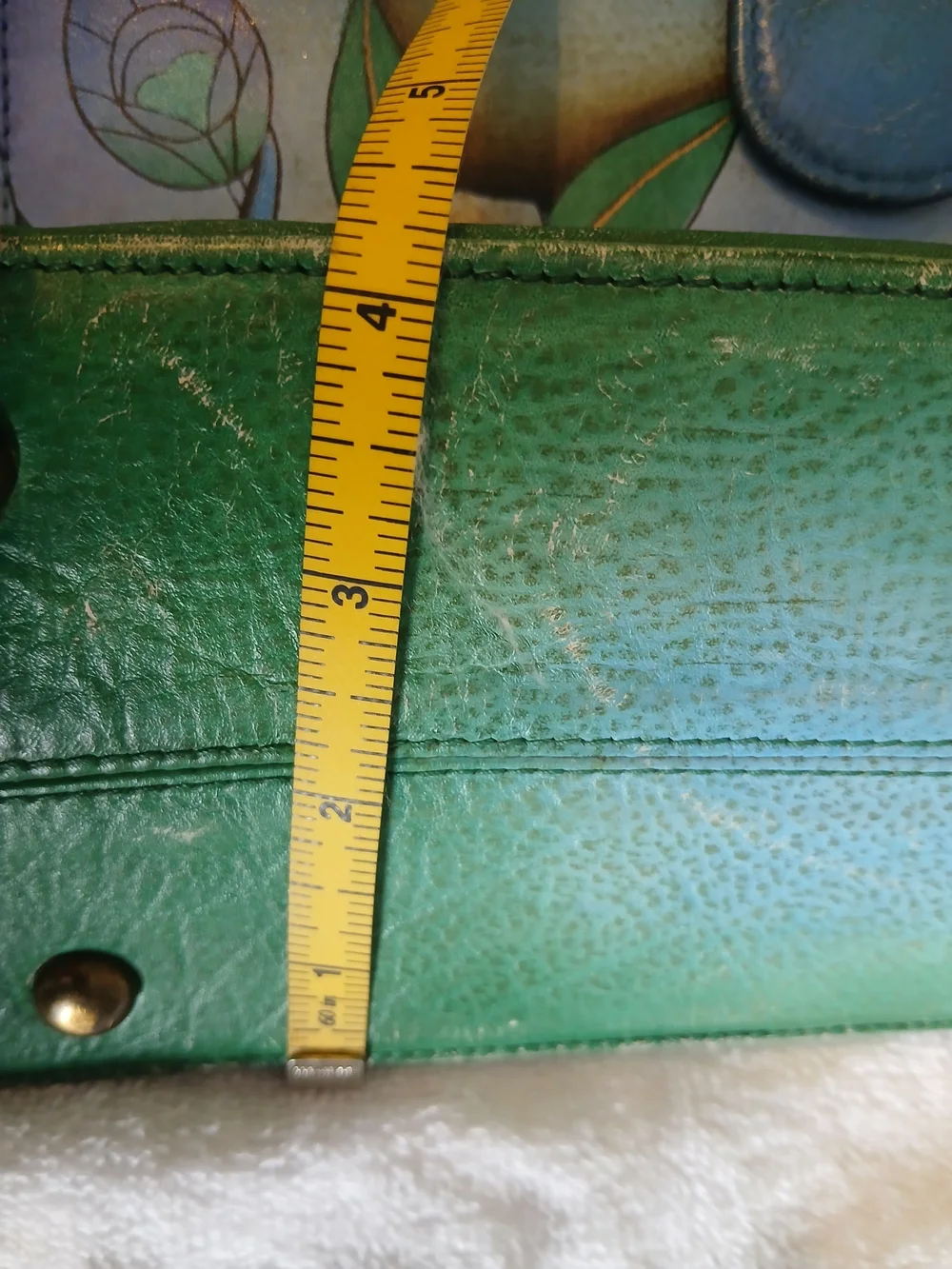 Anuschka Hand-Painted Floral Leather Crossbody Bag in Blue-Green - Picture 7 of 9